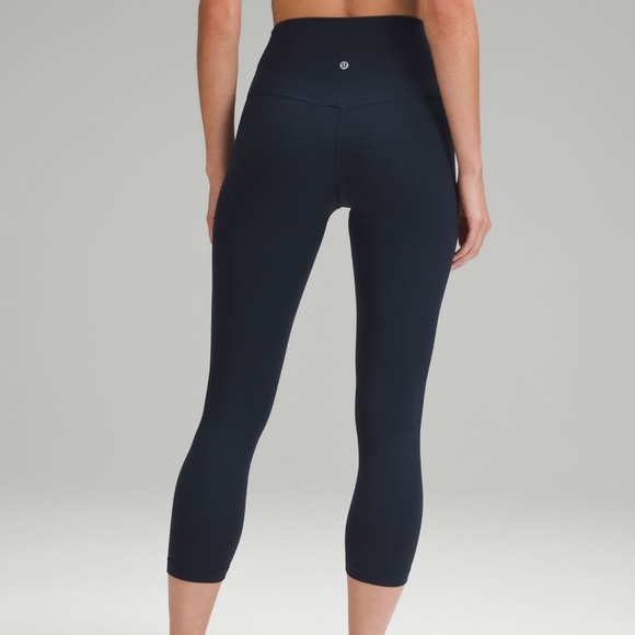 Lululemon align HR crop 23” - Picture 2 of 6